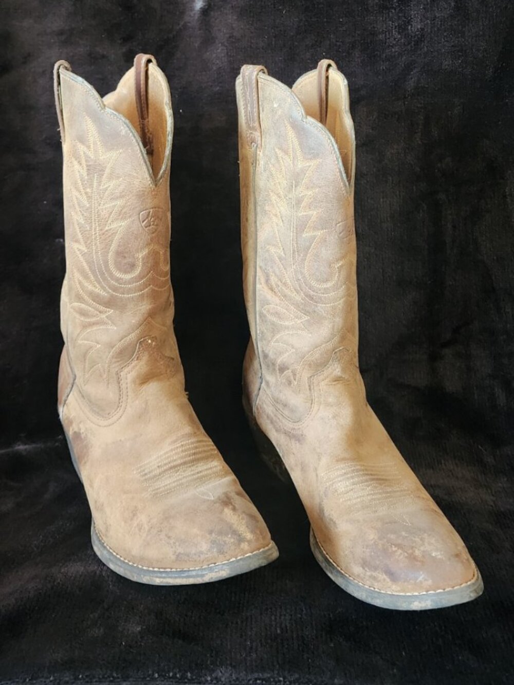 Ariat Women's Distressed Leather Western Cowboy Boots Size 8B